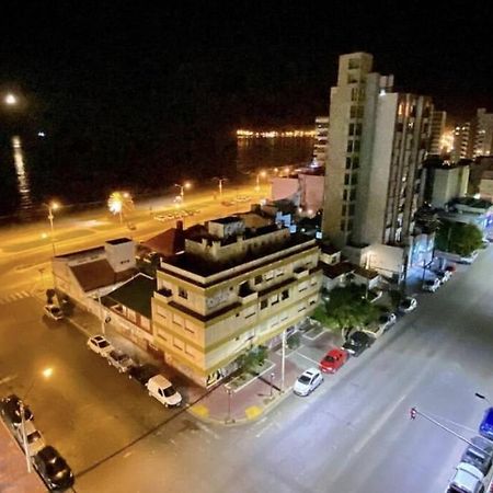 Pequena Casa De Troncos, Detras De Casa Principal No Trabajo Con Tarjeta De Credito 玛德琳港 外观 照片
