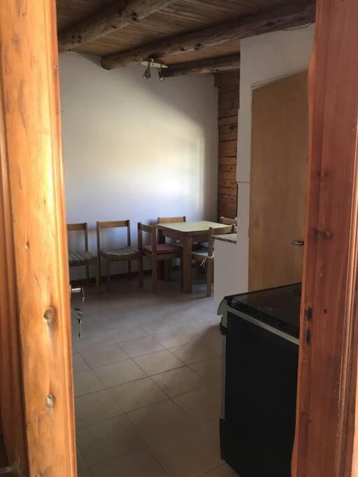 Pequena Casa De Troncos, Detras De Casa Principal No Trabajo Con Tarjeta De Credito 玛德琳港 外观 照片